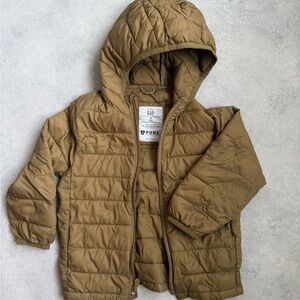 GAP Kids Hooded Lightweight Puffer Jacket in Khaki